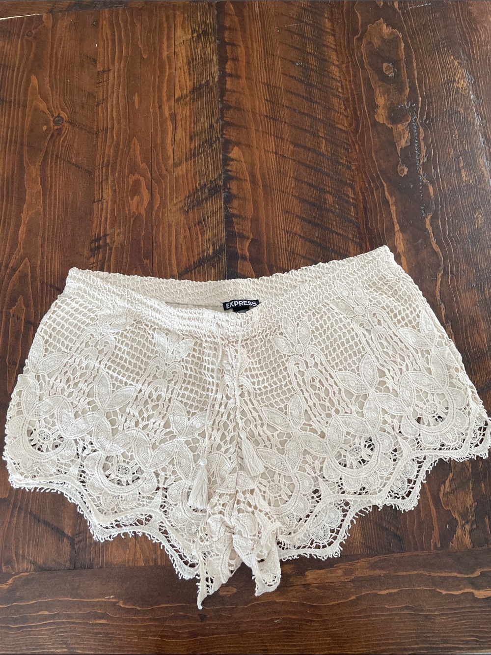 Express floral laced overlay shorts